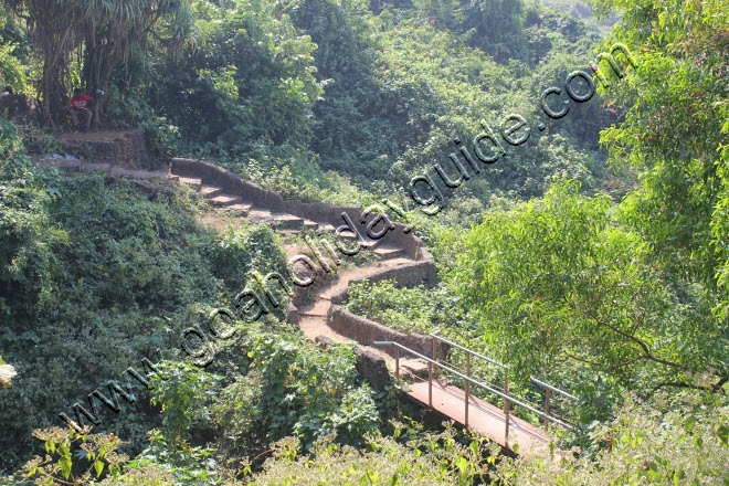 Flight of steps leading to the beach