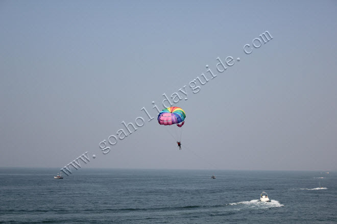 Parasailing and Paragliding